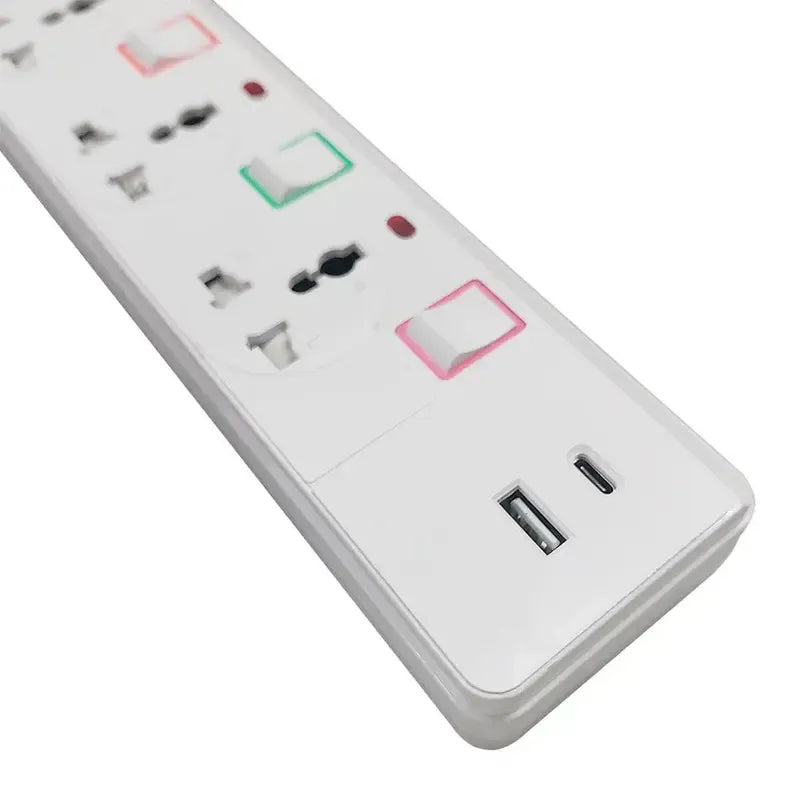 Etrain 16A Power Strip with Overload Protection 3 Output Plugs + 1 USB + 1 Type-C 2.4A Charging Ports, 1.5M - On/OFF Switch